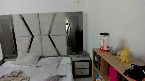 Snapshot of cleeoadams_ chatting on September 13, 2025, 4:01 am Cleo Adams online show from September 13, 2025, 4:01 am