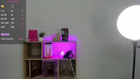 Snapshot of cleeoadams_ chatting on September 18, 2025, 4:25 am Cleo Adams online show from September 18, 2025, 4:25 am