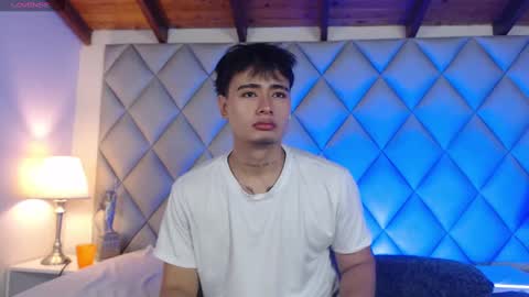 Snapshot of clement_reyes chatting on November 6, 2025, 1:34 pm clement_reyes online show from November 6, 2025, 1:34 pm