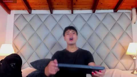 Snapshot of clement_reyes chatting on November 23, 2025, 4:29 pm clement_reyes online show from November 23, 2025, 4:29 pm