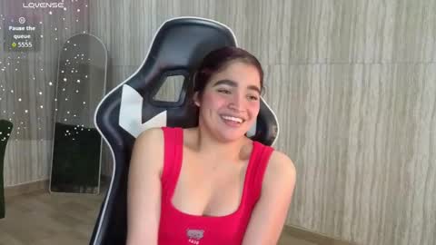 Snapshot of clementine_t chatting on September 18, 2025, 2:57 am Clementine online show from September 18, 2025, 2:57 am