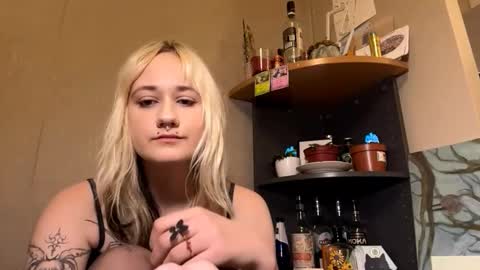 Jenny online show from October 7, 2025, 5:21 pm