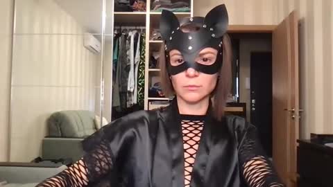 cleo_catra online show from September 25, 2025, 12:09 pm
