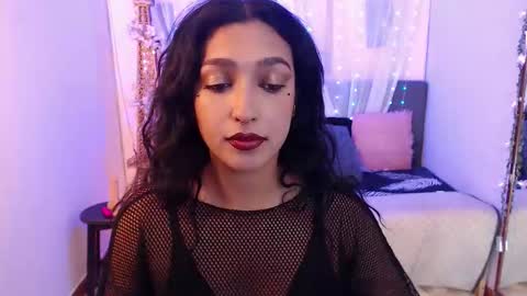 Cleo  online show from September 18, 2025, 11:51 pm