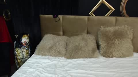 Cleo online show from October 27, 2025, 9:19 pm