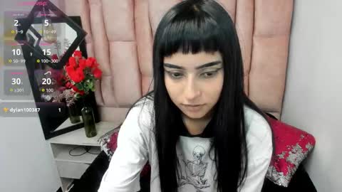 CLEO ROSS online show from December 13, 2025, 8:47 pm