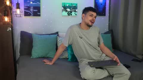 Girl Juliana and Federico online show from November 10, 2025, 3:38 am