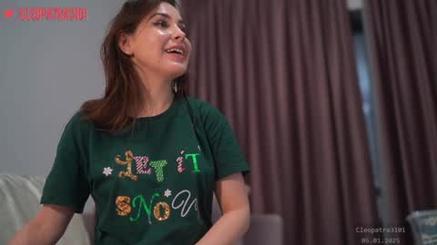 Snapshot of cleopatra3101 chatting on January 5, 2025, 4:16 pm Cleopatra online show from January 5, 2025, 4:16 pm