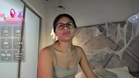 Snapshot of cleopatraa1 chatting on October 12, 2025, 7:02 pm Cleopatra online show from October 12, 2025, 7:02 pm
