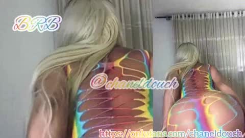 Snapshot of clermontt chatting on February 9, 2025, 1:56 pm clermontt online show from February 9, 2025, 1:56 pm