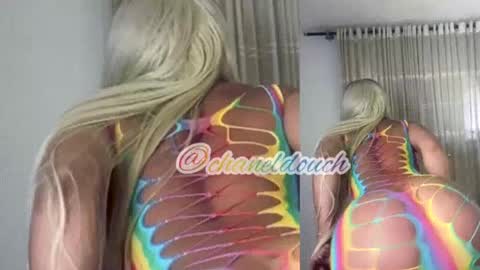 Snapshot of clermontt chatting on March 7, 2025, 5:17 pm clermontt online show from March 7, 2025, 5:17 pm