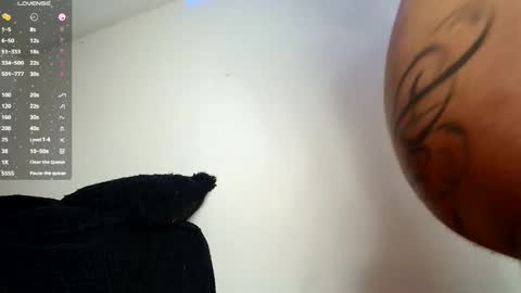 Snapshot of clermontt chatting on March 8, 2025, 1:57 pm clermontt online show from March 8, 2025, 1:57 pm