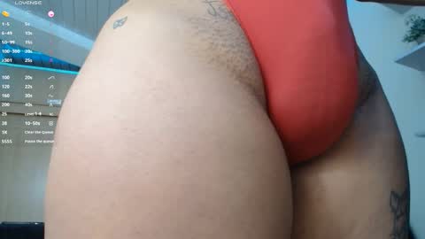 Snapshot of clermontt chatting on October 10, 2025, 10:47 am clermontt online show from October 10, 2025, 10:47 am