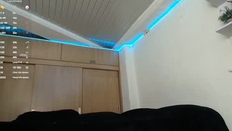 Snapshot of clermontt chatting on November 7, 2025, 10:48 am clermontt online show from November 7, 2025, 10:48 am