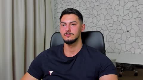 Snapshot of clintmasterss chatting on November 2, 2025, 5:43 am ClintMasterss online show from November 2, 2025, 5:43 am