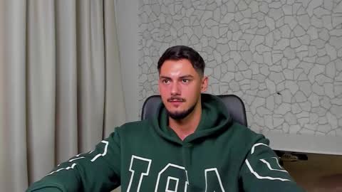 Snapshot of clintmasterss chatting on November 13, 2025, 4:44 am ClintMasterss online show from November 13, 2025, 4:44 am