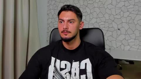 Snapshot of clintmasterss chatting on November 18, 2025, 5:12 am ClintMasterss online show from November 18, 2025, 5:12 am