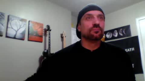 Snapshot of clintwood12 chatting on January 13, 2025, 5:44 am chad online show from January 13, 2025, 5:44 am