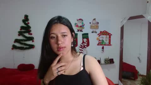 cloe_7 online show from November 29, 2025, 3:31 am