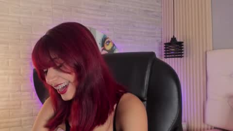 Cloe online show from December 11, 2024, 12:23 pm