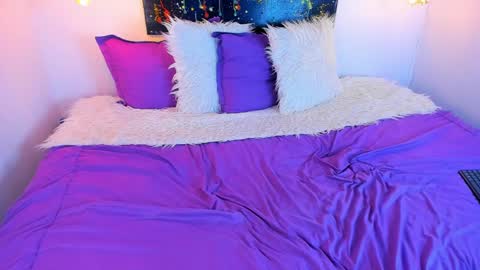 Snapshot of cloe_bridge chatting on December 15, 2024, 3:34 am Cloe Bridgee online show from December 15, 2024, 3:34 am