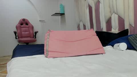Snapshot of cloe_stanfort chatting on January 20, 2025, 1:18 am Cloe Stanfort online show from January 20, 2025, 1:18 am