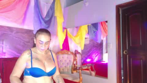 Snapshot of cloee_rabbyt chatting on January 25, 2025, 11:34 am CLOE online show from January 25, 2025, 11:34 am