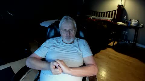 cloudalert62 online show from January 10, 2025, 10:57 pm