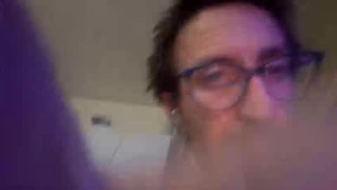 cloudperson online show from November 22, 2025, 11:42 am