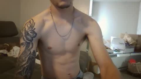 Snapshot of clouds420gamer chatting on October 31, 2025, 10:55 pm Daryl Rose online show from October 31, 2025, 10:55 pm