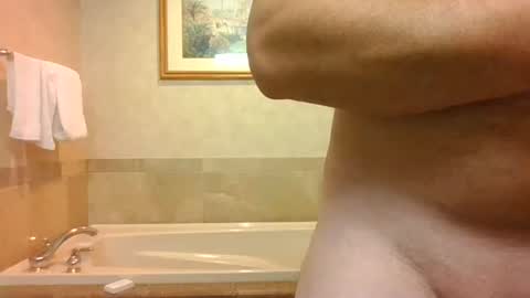 Snapshot of cloudy_dayz69 chatting on November 16, 2025, 6:13 pm Cloudy Dayz online show from November 16, 2025, 6:13 pm