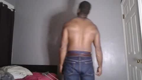 clouvo online show from October 31, 2025, 6:25 am