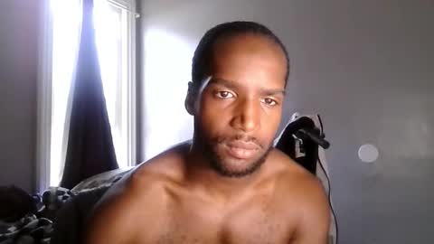 clouvo online show from November 18, 2025, 4:11 pm