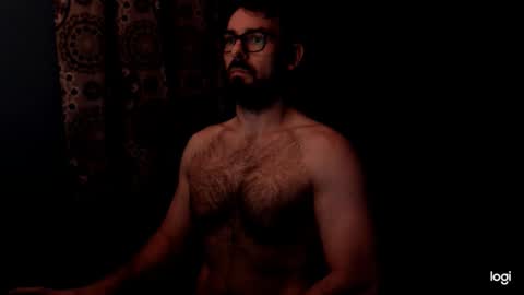 Snapshot of clrkcartwright chatting on January 2, 2025, 7:18 pm Clark online show from January 2, 2025, 7:18 pm