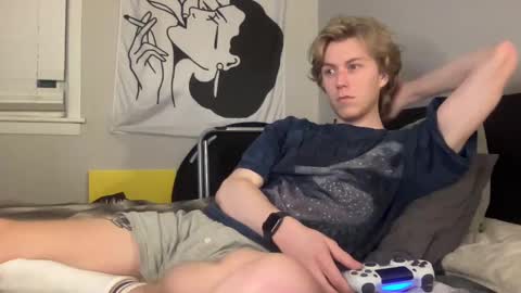 Snapshot of clydeaustin chatting on December 20, 2024, 1:03 am Clyde Austin online show from December 20, 2024, 1:03 am