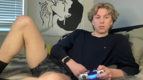 Snapshot of clydeaustin chatting on January 8, 2025, 7:45 pm Clyde Austin online show from January 8, 2025, 7:45 pm