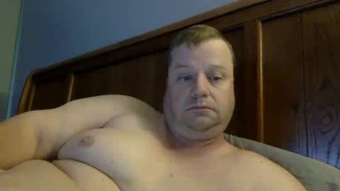 Snapshot of cmachen chatting on December 8, 2024, 5:01 pm cmachen online show from December 8, 2024, 5:01 pm