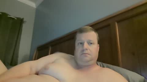 Snapshot of cmachen chatting on February 26, 2025, 2:04 am cmachen online show from February 26, 2025, 2:04 am