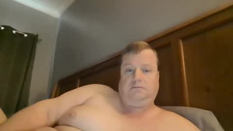 Snapshot of cmachen chatting on March 7, 2025, 4:22 pm cmachen online show from March 7, 2025, 4:22 pm