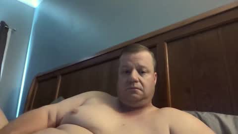 Snapshot of cmachen chatting on December 14, 2025, 4:01 pm cmachen online show from December 14, 2025, 4:01 pm