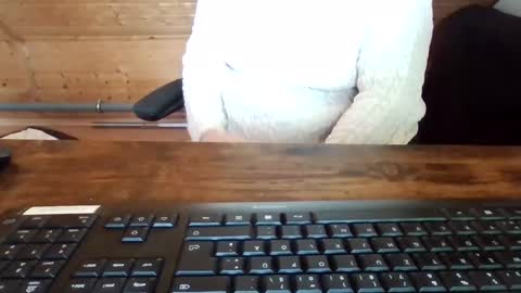 Snapshot of cock4onenight chatting on December 5, 2024, 1:38 pm cock4onenight online show from December 5, 2024, 1:38 pm