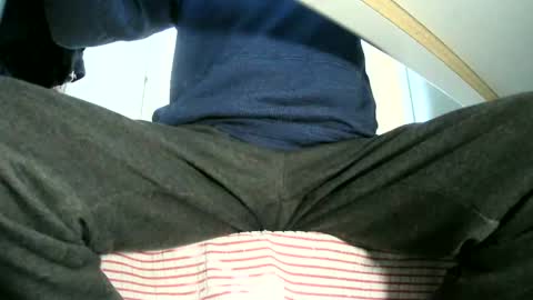 Ask me  online show from March 7, 2025, 9:40 am