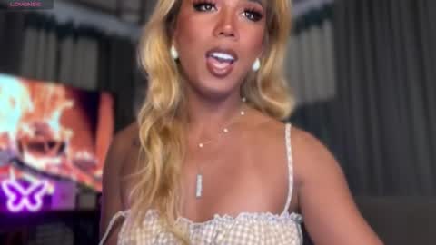 PrincessDianna IslandGirl   CUMSHOW in PVT and PASSWORDSHOW   online show from November 12, 2025, 8:04 am