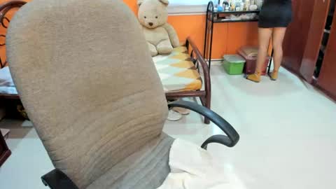 Snapshot of cocktits69 chatting on February 12, 2025, 12:37 am titanis online show from February 12, 2025, 12:37 am