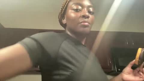 Snapshot of cocobuttergirlfriend chatting on November 3, 2025, 7:48 pm cocobuttergirlfriend online show from November 3, 2025, 7:48 pm