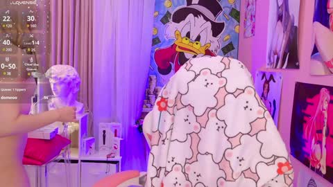 Mia online show from December 11, 2024, 12:23 am