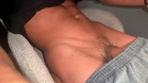 Snapshot of coitzzz chatting on October 17, 2025, 7:16 pm coitzzz online show from October 17, 2025, 7:16 pm