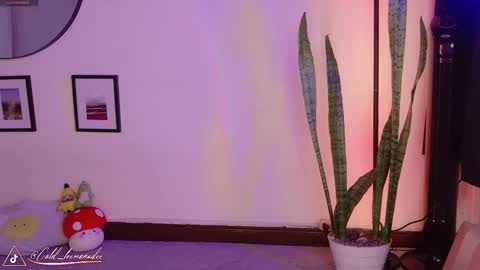 Mena  IGXTTOF cold leemonadee  online show from December 2, 2025, 7:42 pm