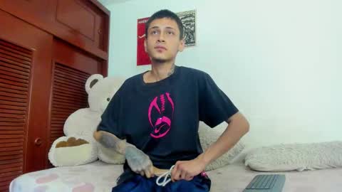 Snapshot of cold_snow13 chatting on October 2, 2025, 8:10 am cold_snow13 online show from October 2, 2025, 8:10 am