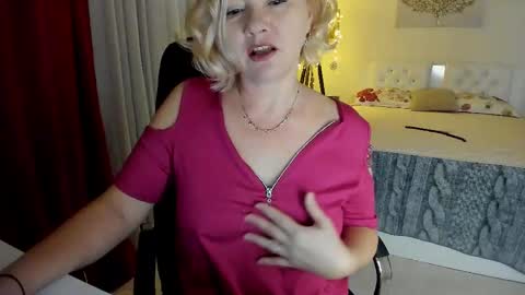 Snapshot of colette1w chatting on November 20, 2025, 3:12 pm Olga. online show from November 20, 2025, 3:12 pm